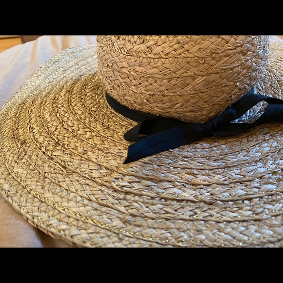 Wide brim, floppy raffia sun hat - Picture 5 of 8